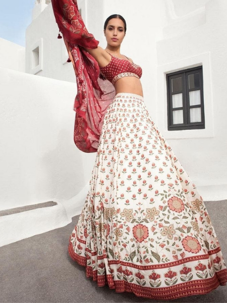 Amrita lehenga