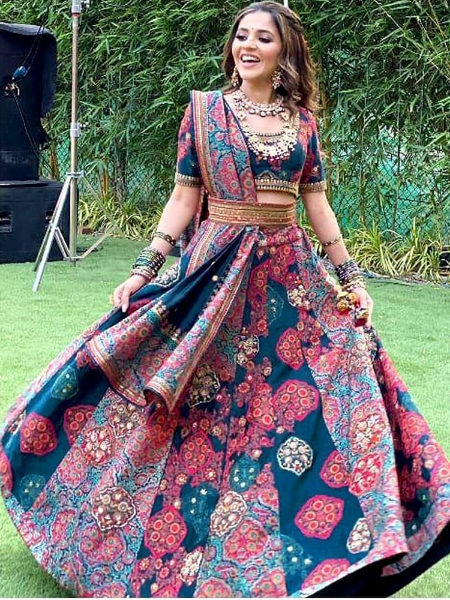 Gauri lehenga